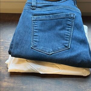 LOFT White  and medium wash Modern Skinny Jeans